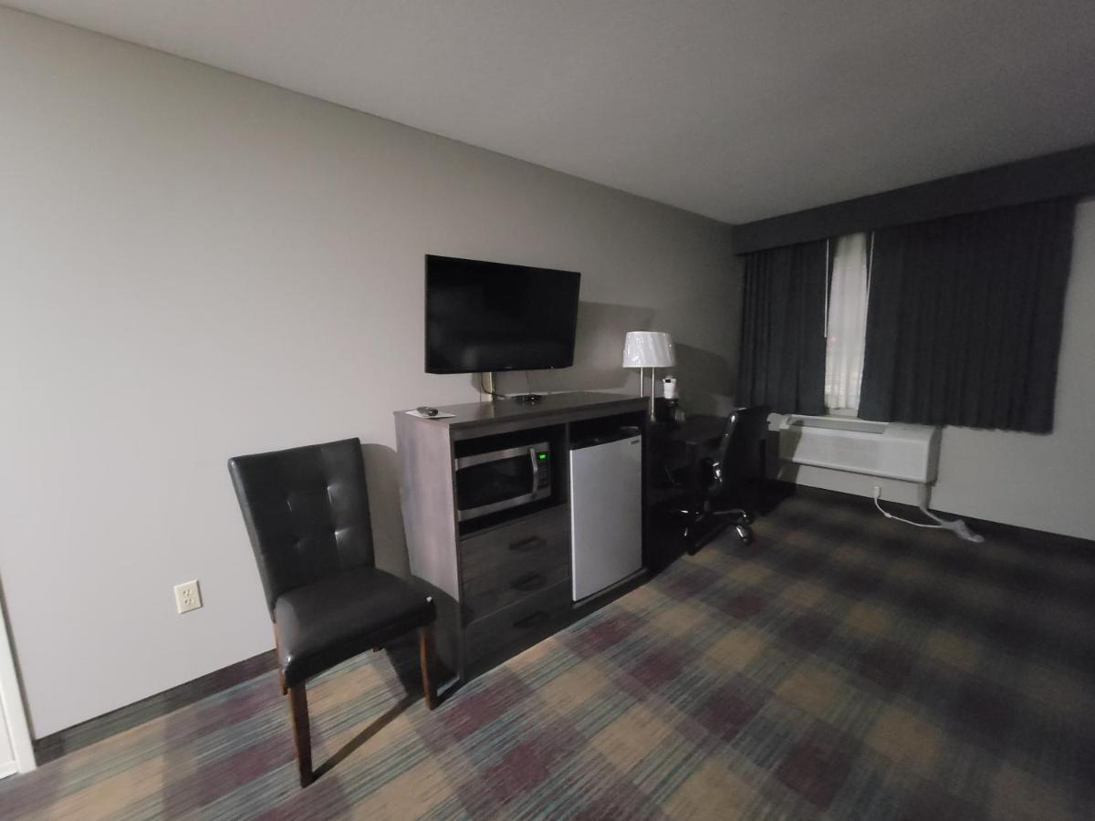 Baymont Inn Baldwin Экстерьер фото